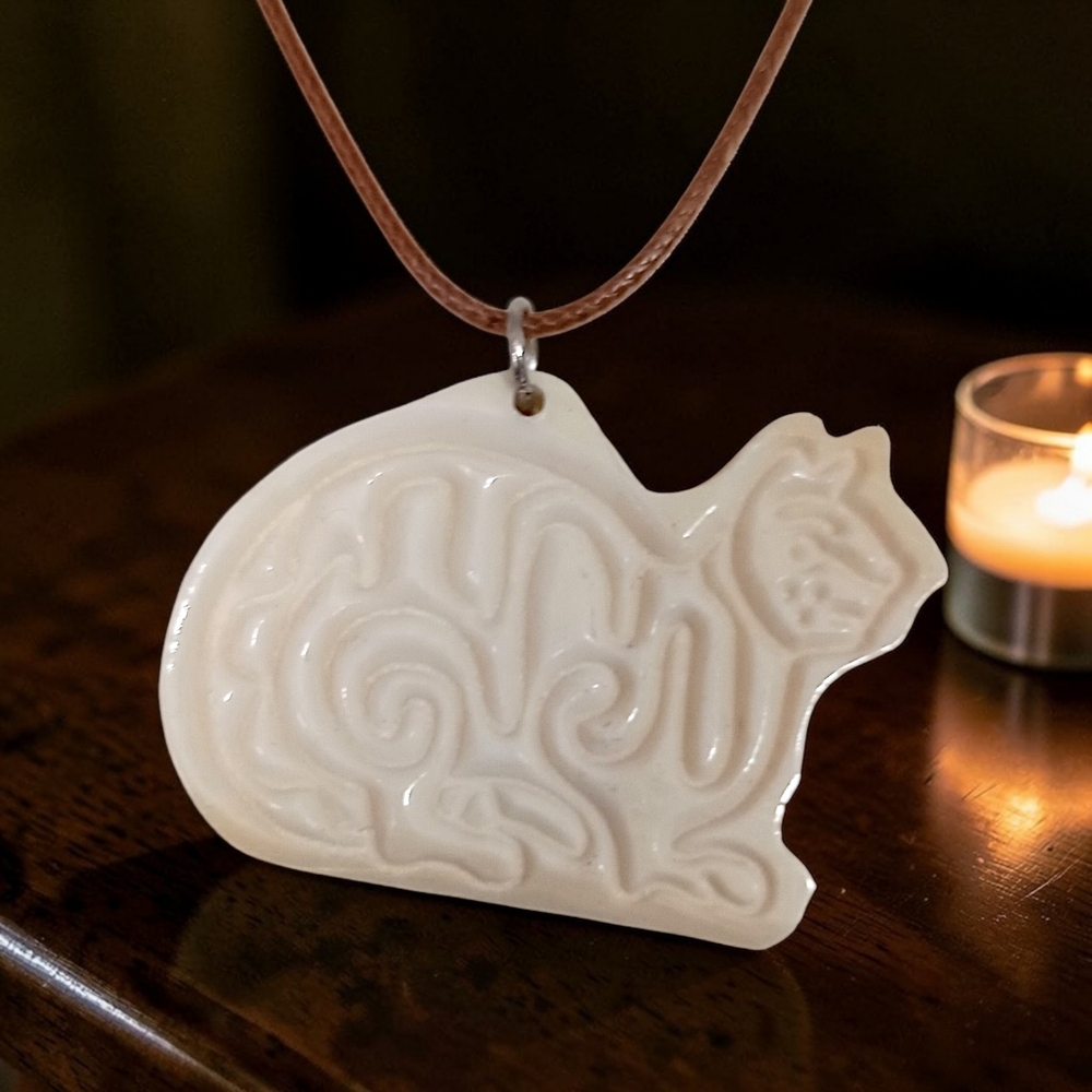 Vtg Carved Acrylic Cat Pendant Necklace Satin Cord‎ Ivory Cream Color Bohemian